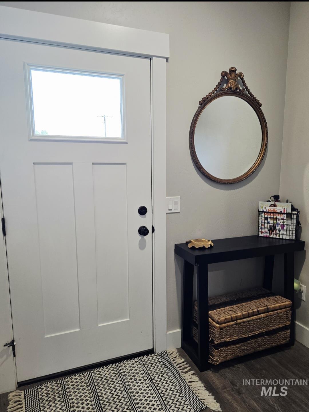 900 E 20th Property Photo 3