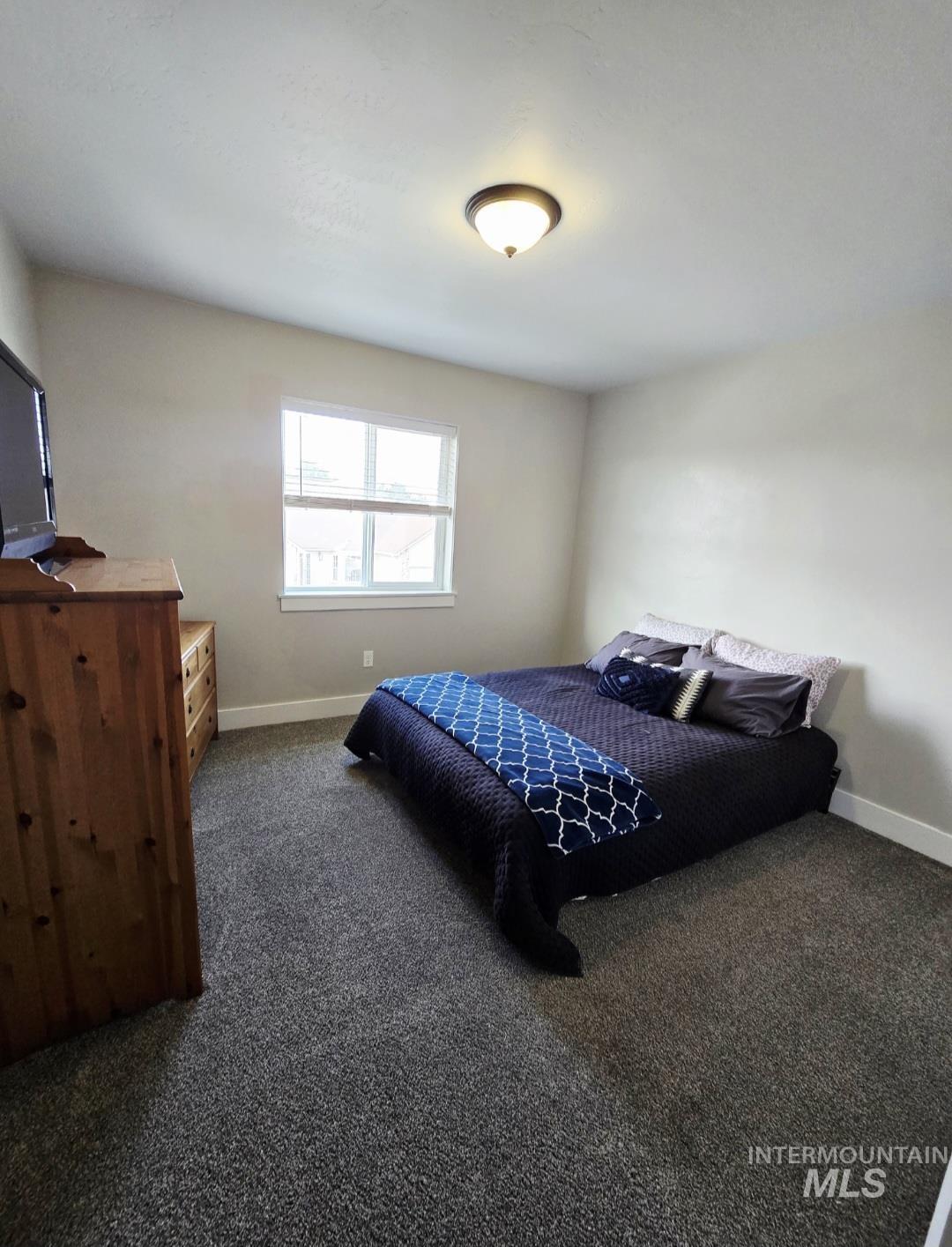 900 E 20th Property Photo 18