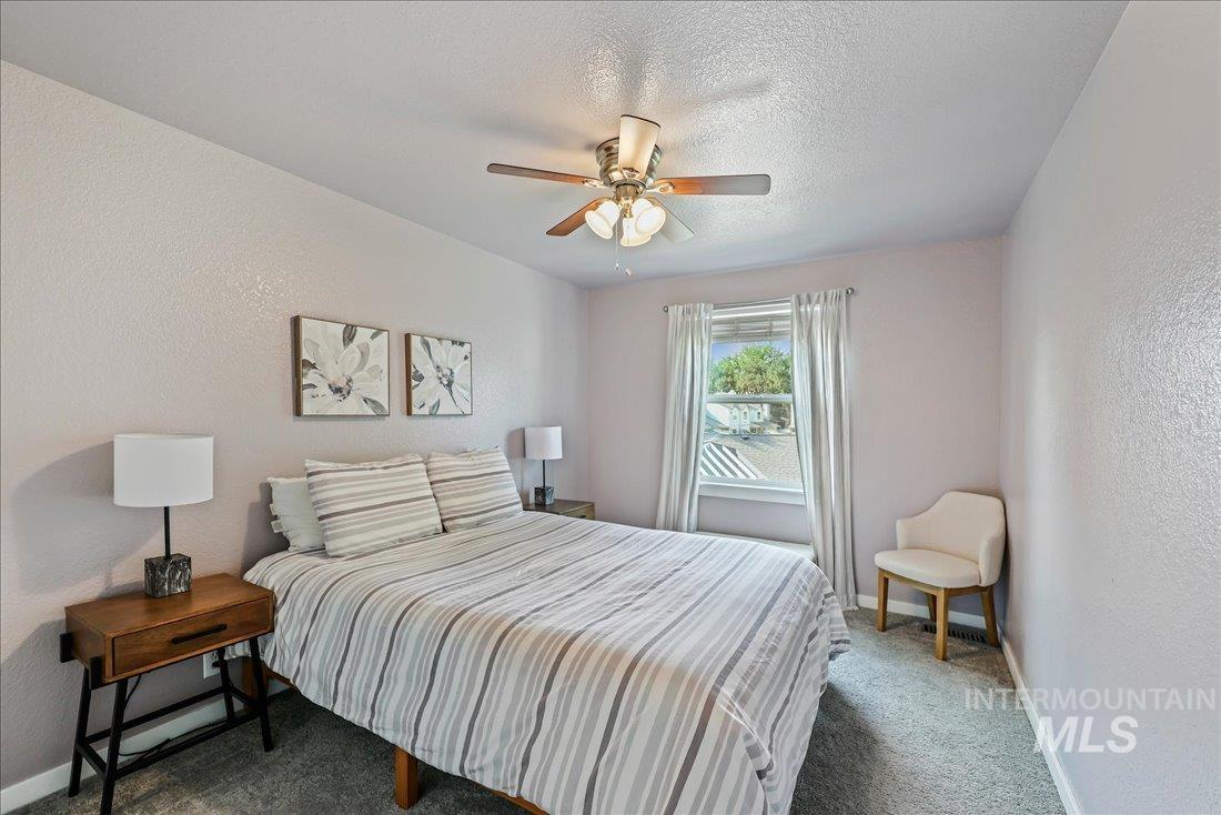 8453 W Cascade Lane Property Photo 11