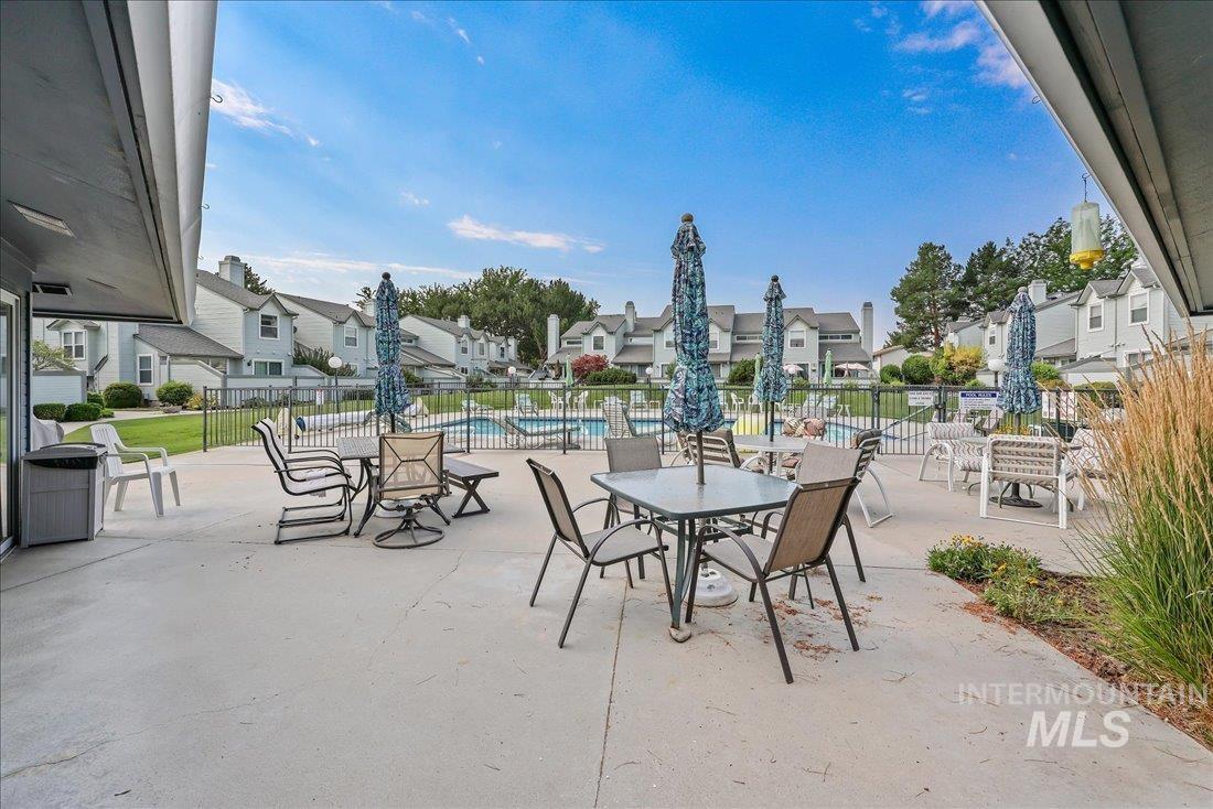 8453 W Cascade Lane Property Photo 28