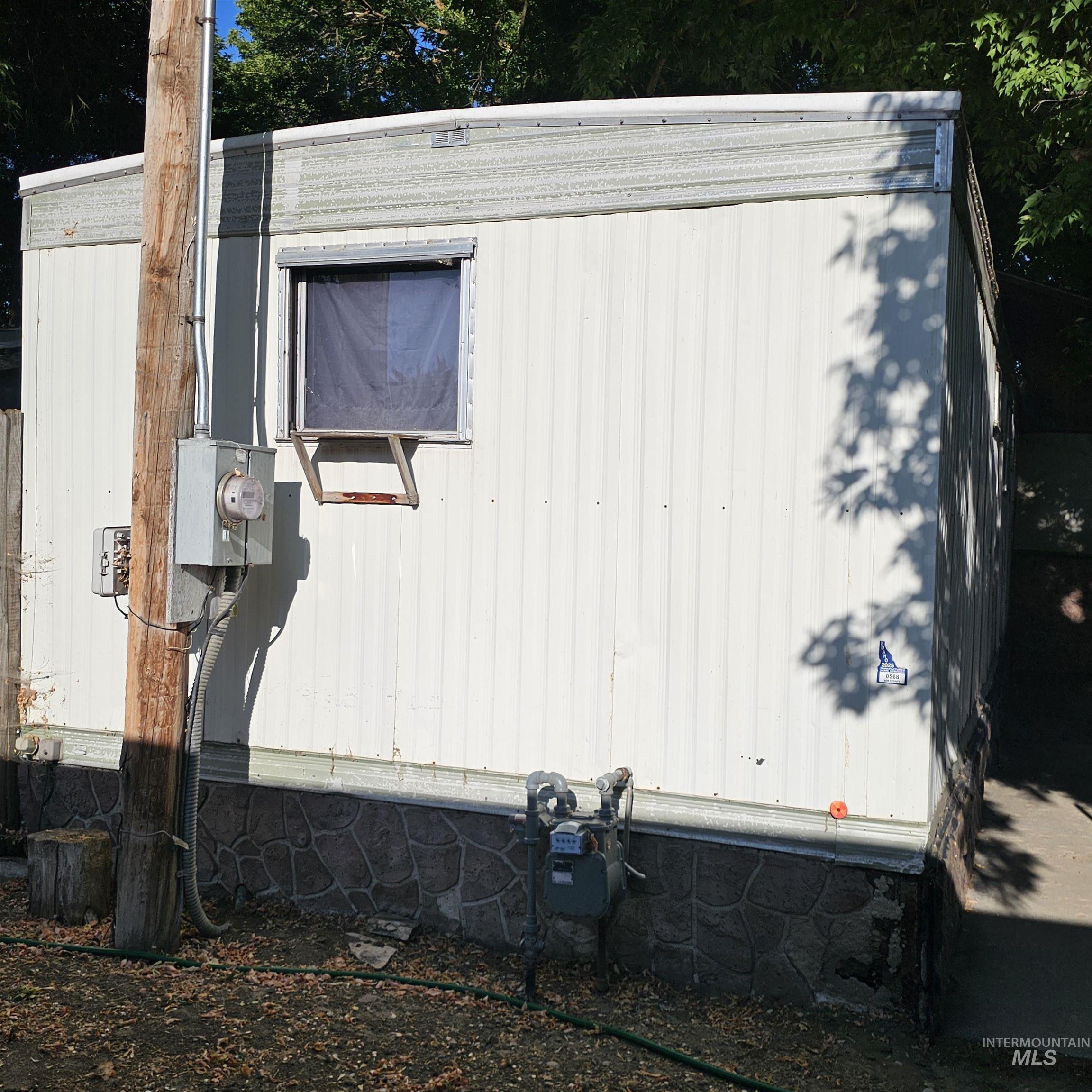 2141 E Syringa Property Photo 23