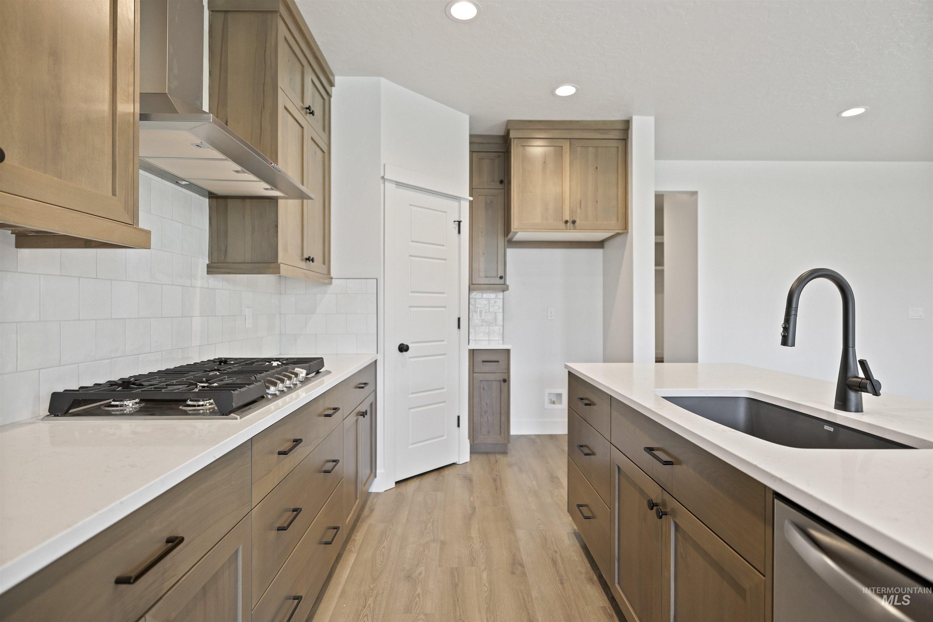 3515 S El Rio Property Photo 16