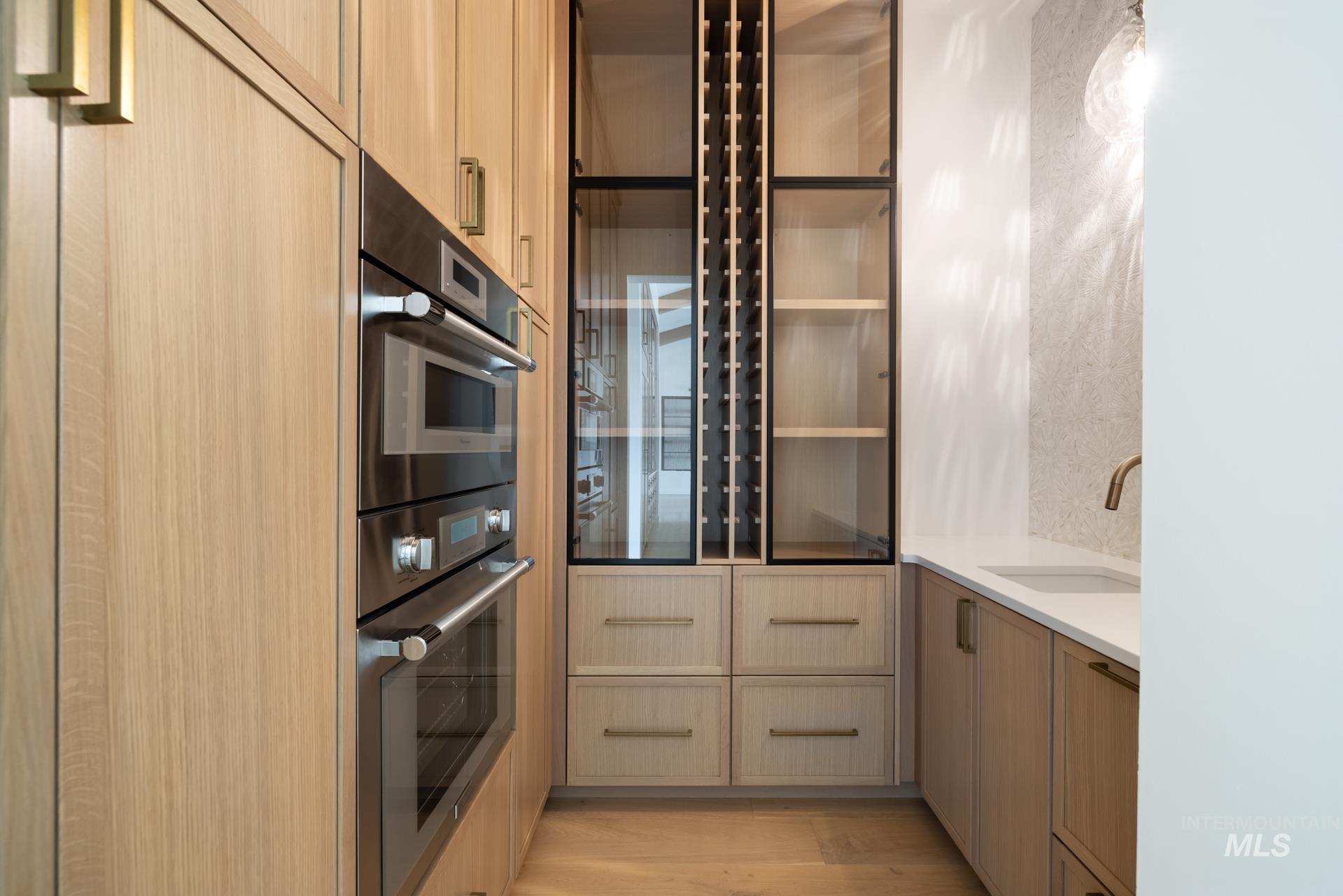 243 N Burgundy Rose Lane Property Photo 7