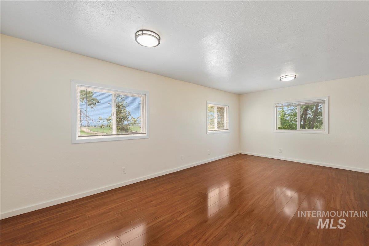 14490 & 14492 Sand Hollow Road Property Photo 17