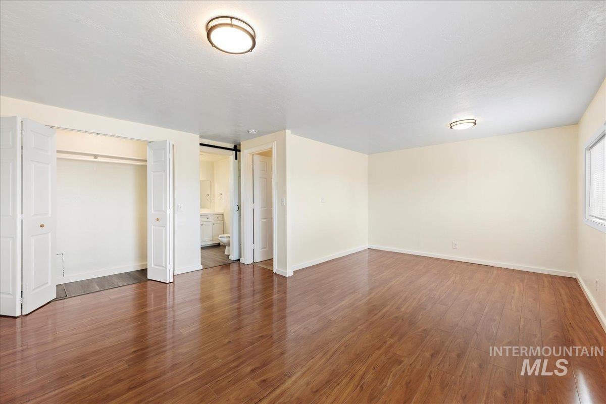 14490 & 14492 Sand Hollow Road Property Photo 18