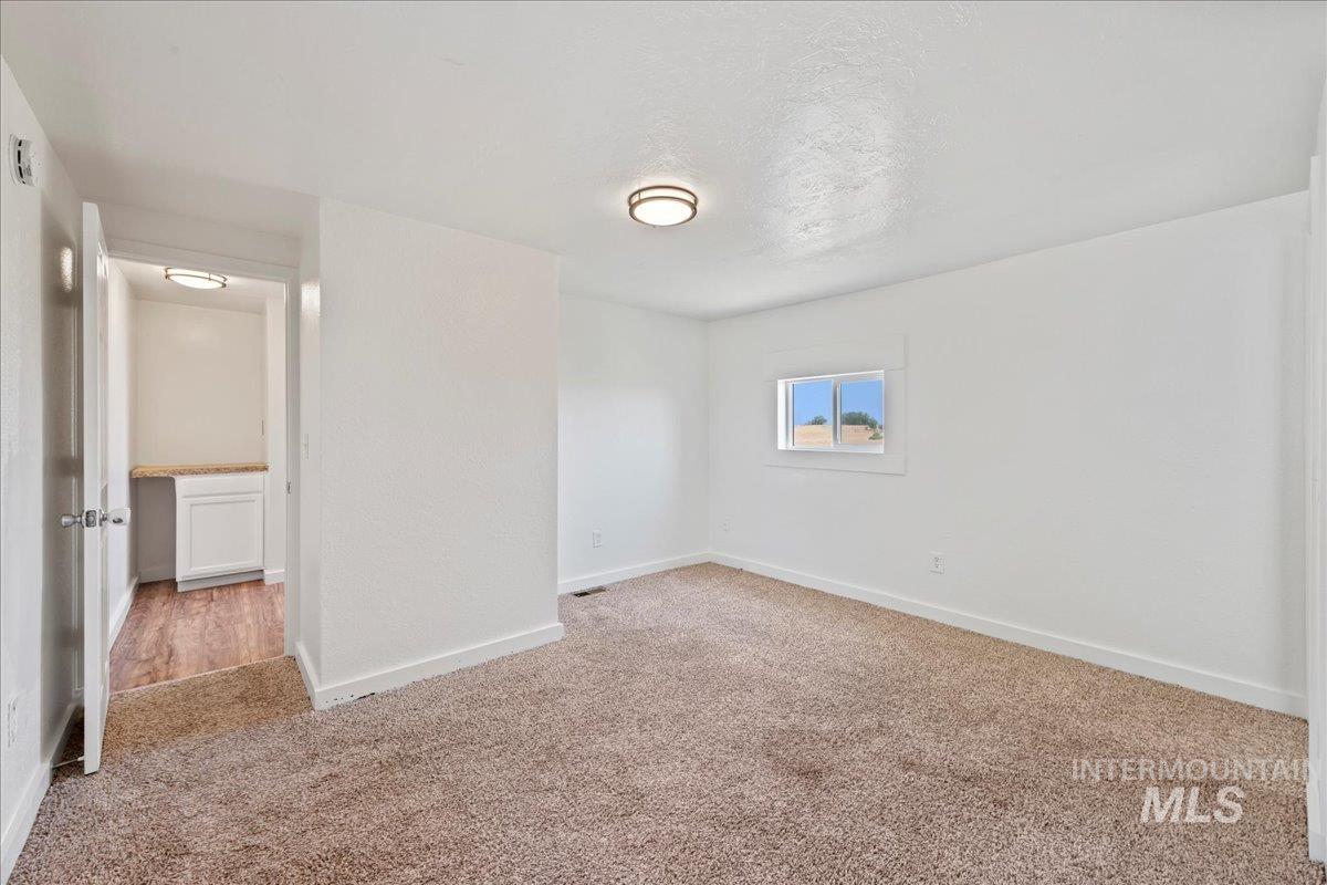 14490 & 14492 Sand Hollow Road Property Photo 21