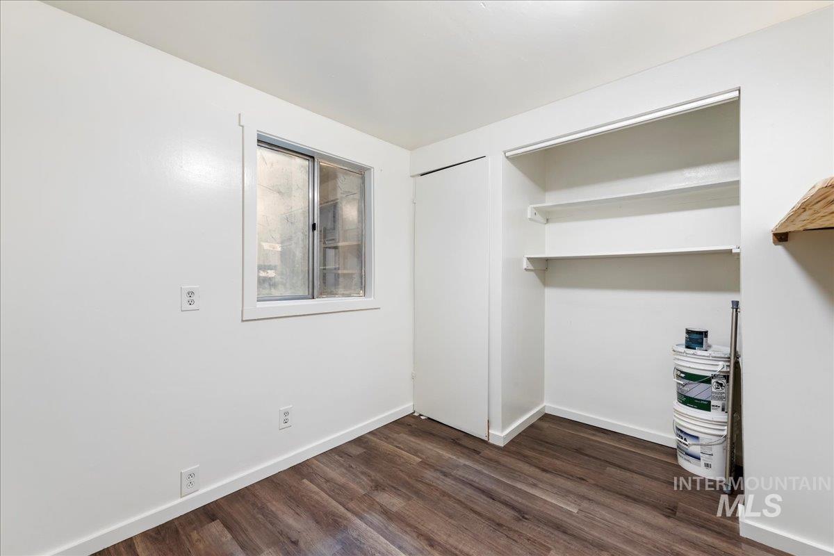 14490 & 14492 Sand Hollow Road Property Photo 27