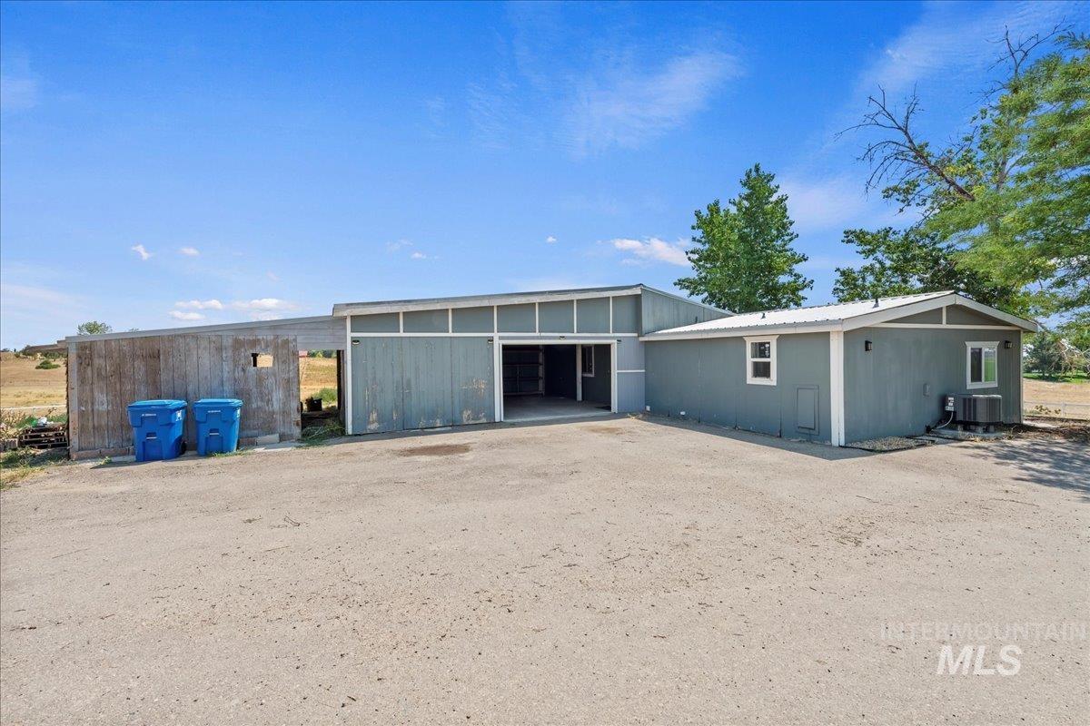 14490 & 14492 Sand Hollow Road Property Photo 29