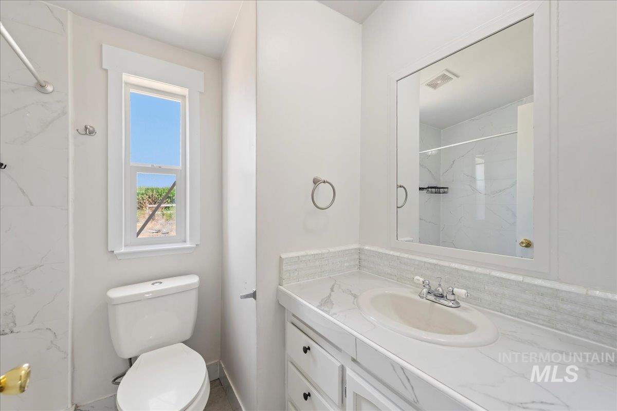 14490 & 14492 Sand Hollow Road Property Photo 44