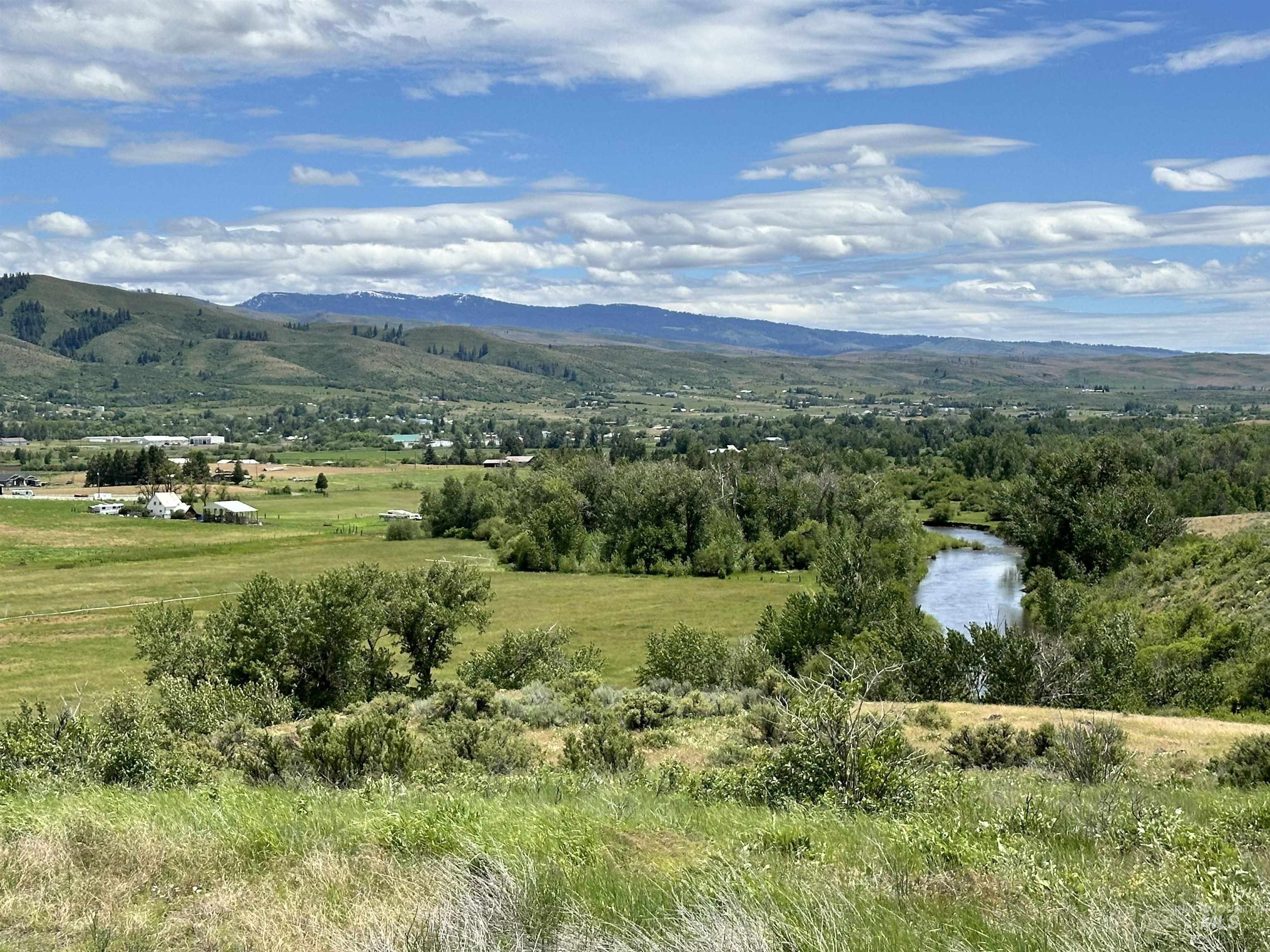 2170 Airport Road Property Photo 1