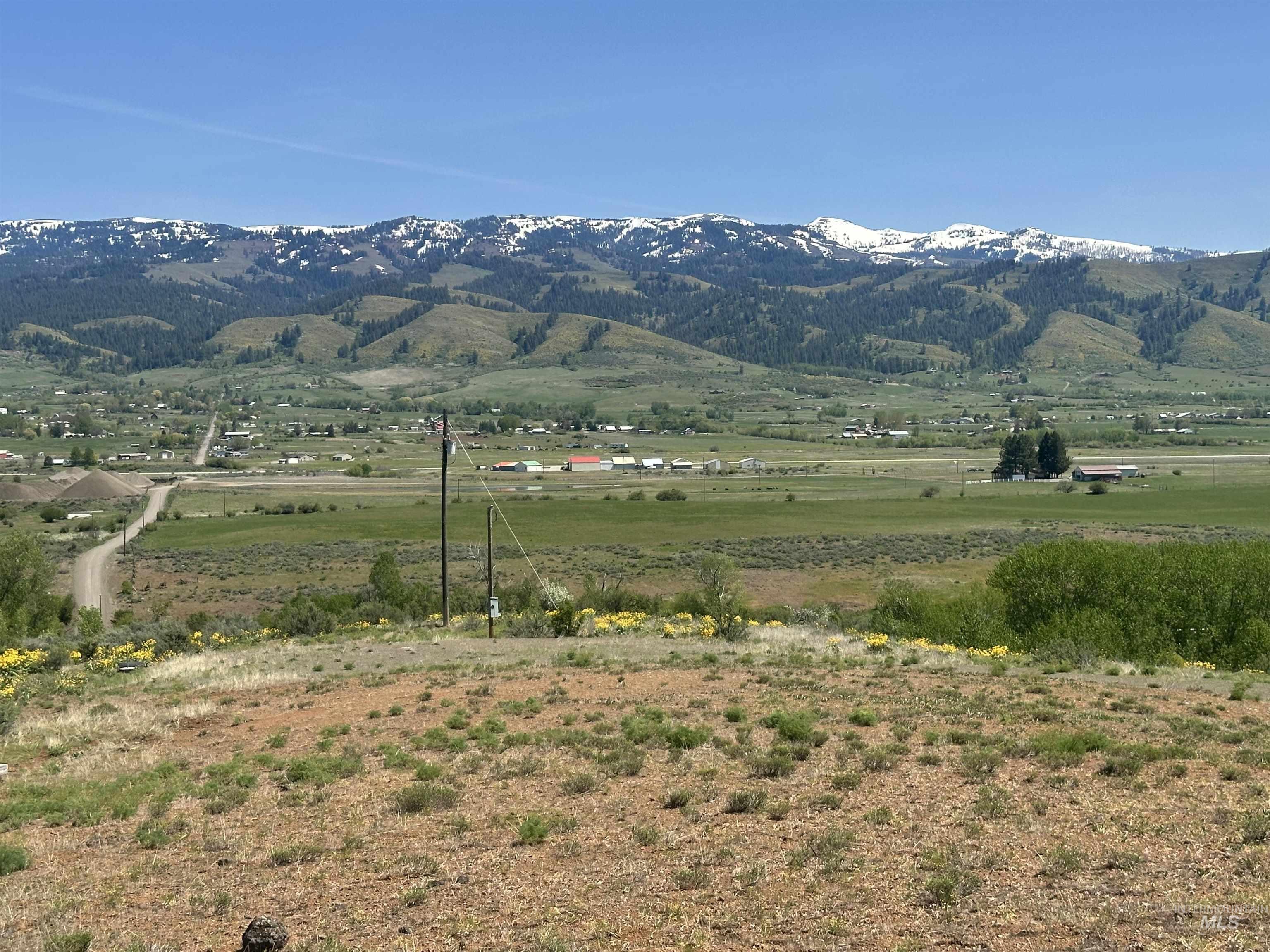 2170 Airport Road Property Photo 10