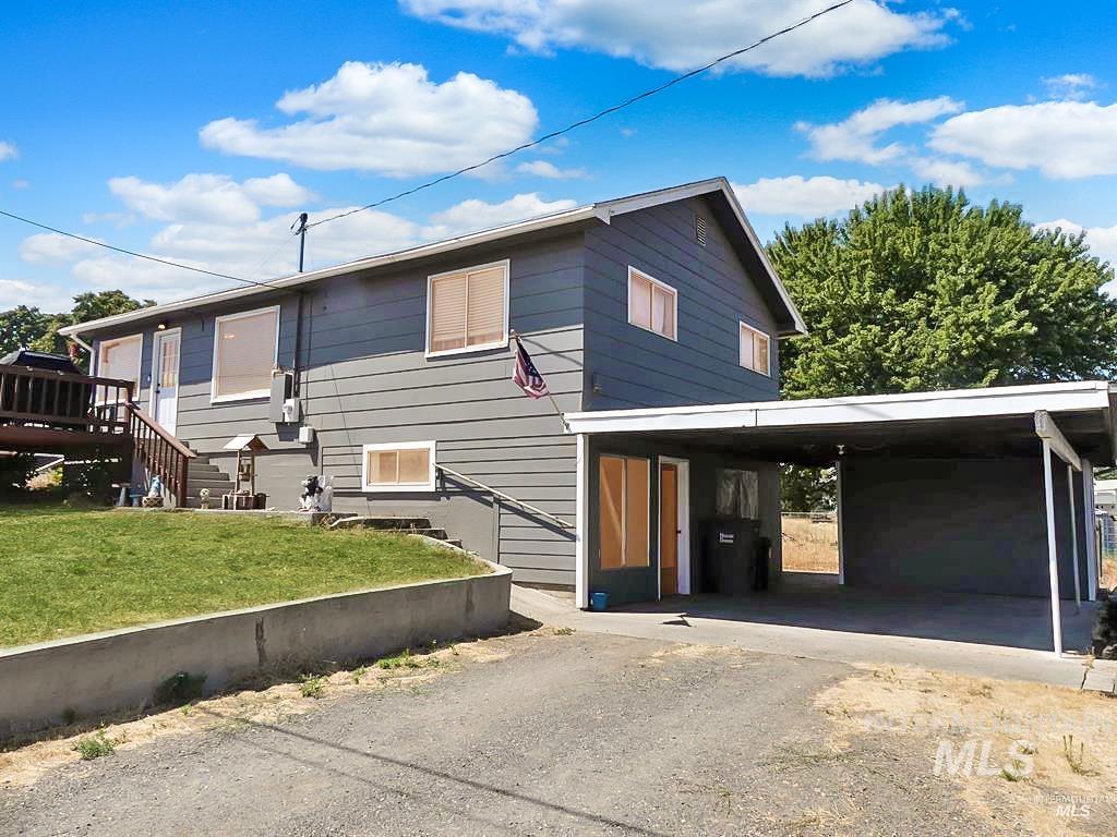 2360 19th St Property Photo 1