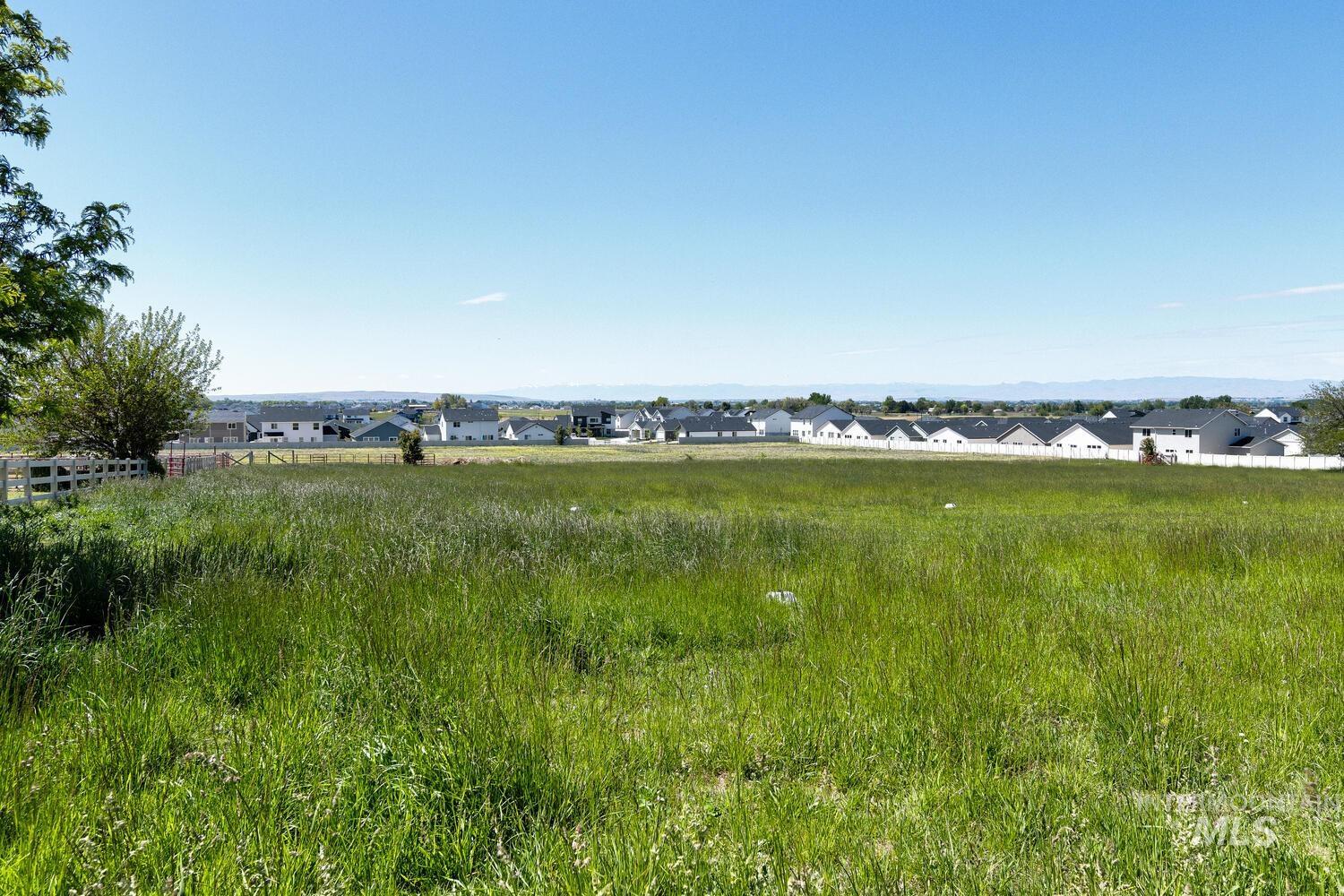5377 Ten Mile Property Photo 10