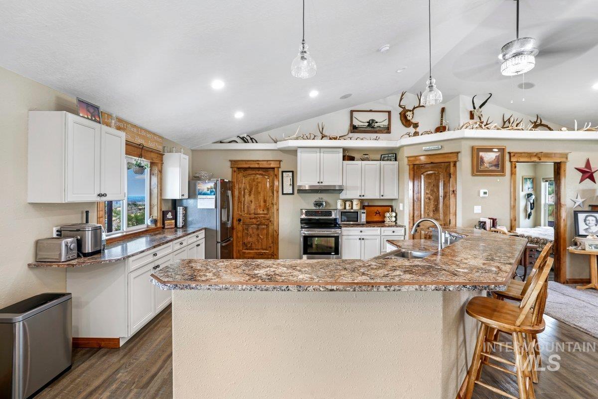 4232 N 1325 E Property Photo 8