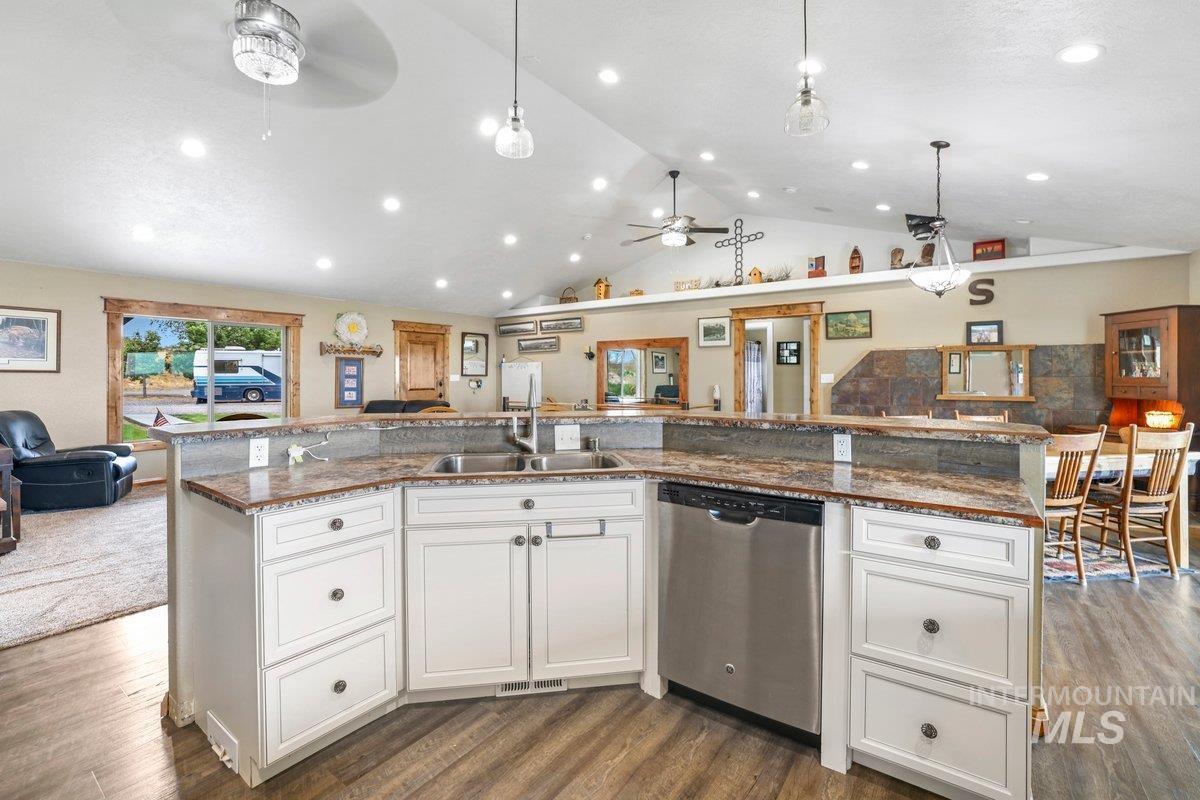 4232 N 1325 E Property Photo 13