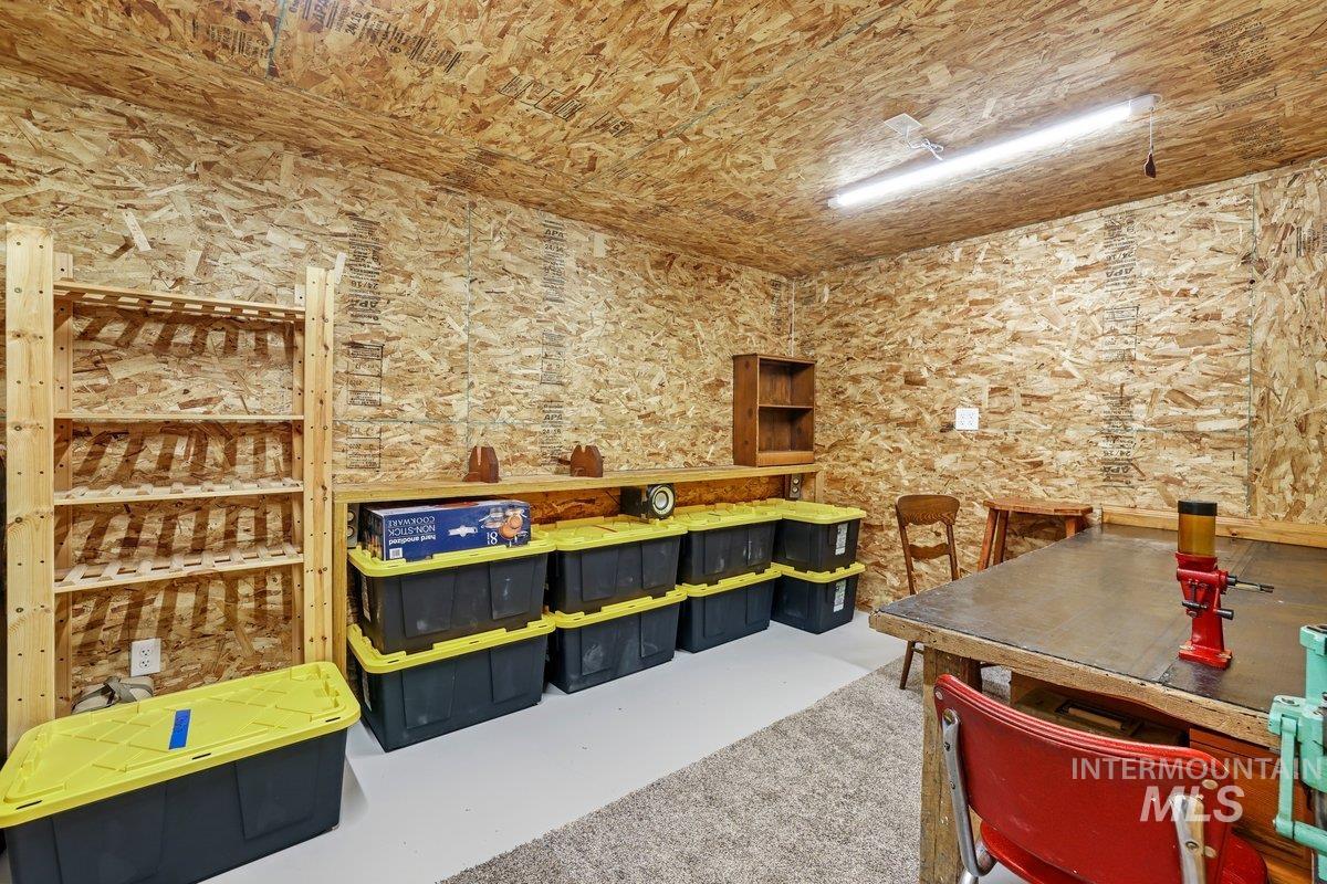 4232 N 1325 E Property Photo 36