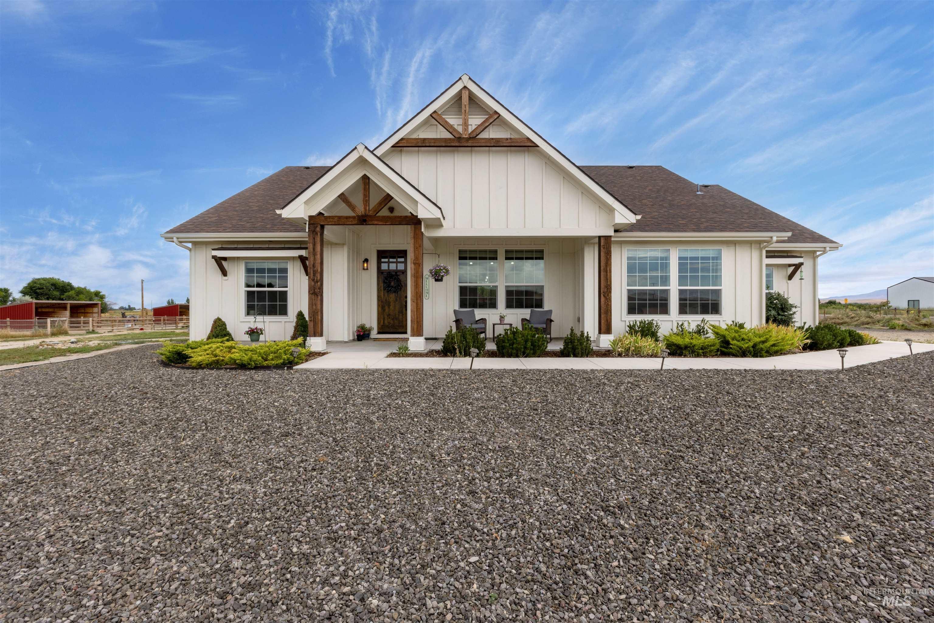 2635 Berglund Road Property Photo 1