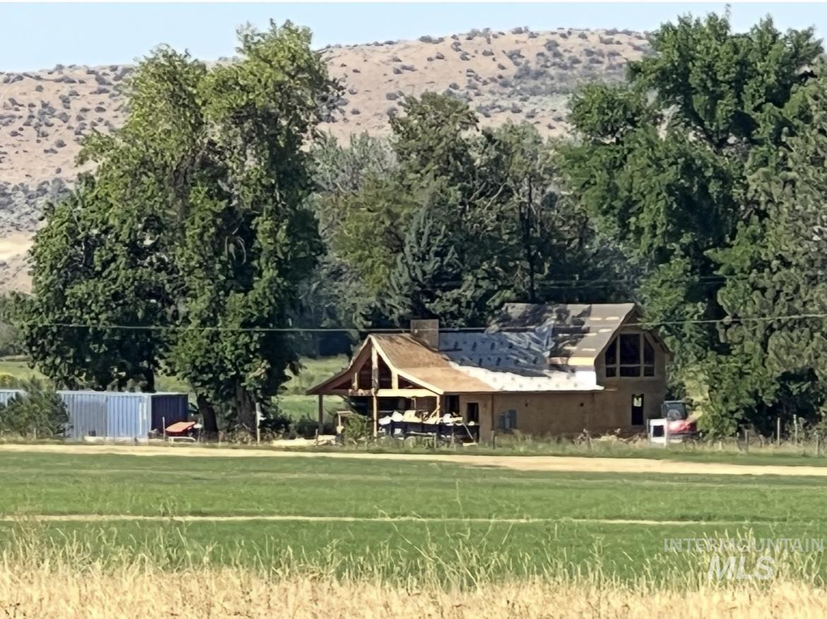 2250 Moritz Ln Property Photo 4