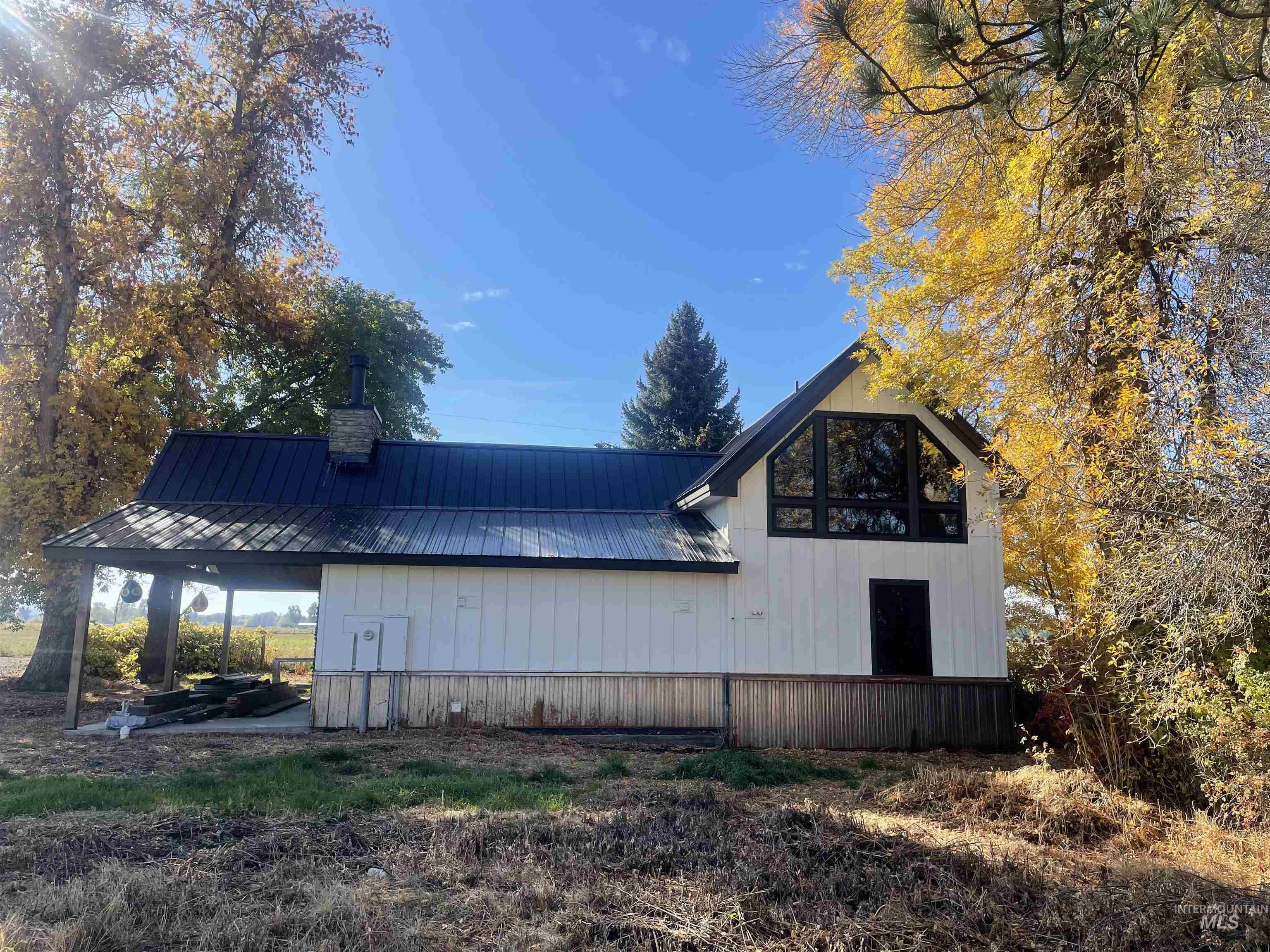 2250 Moritz Ln Property Photo 6