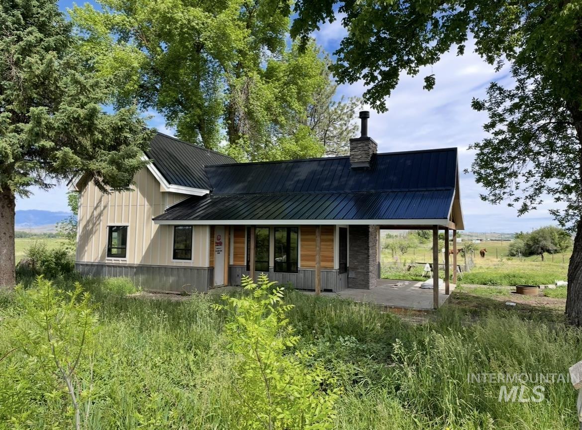 2250 Moritz Ln Property Photo 7