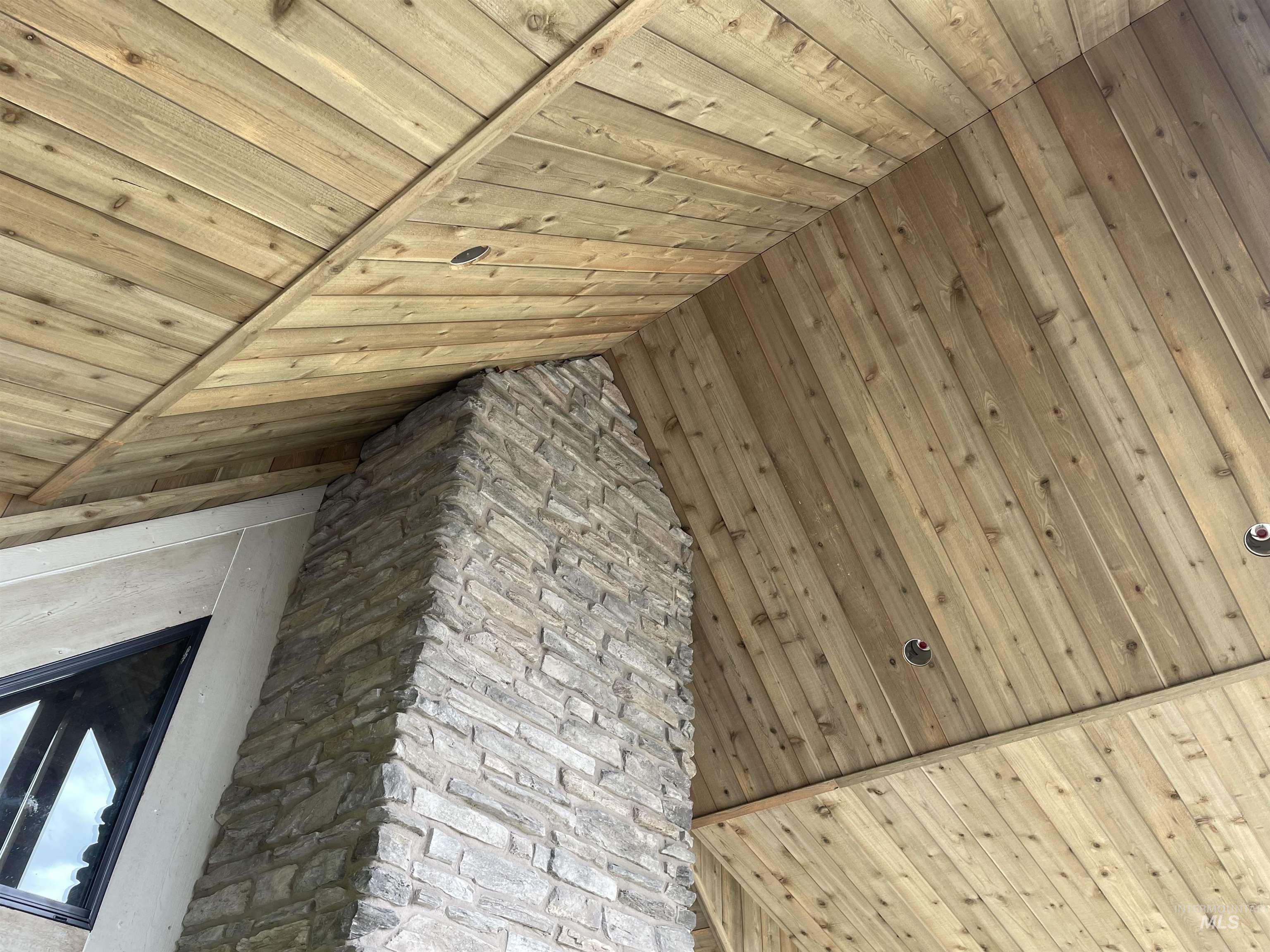 2250 Moritz Ln Property Photo 11