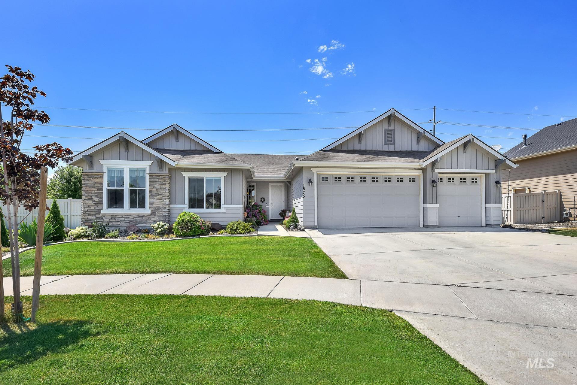 1575 Mustang Mesa Place Property Photo 1