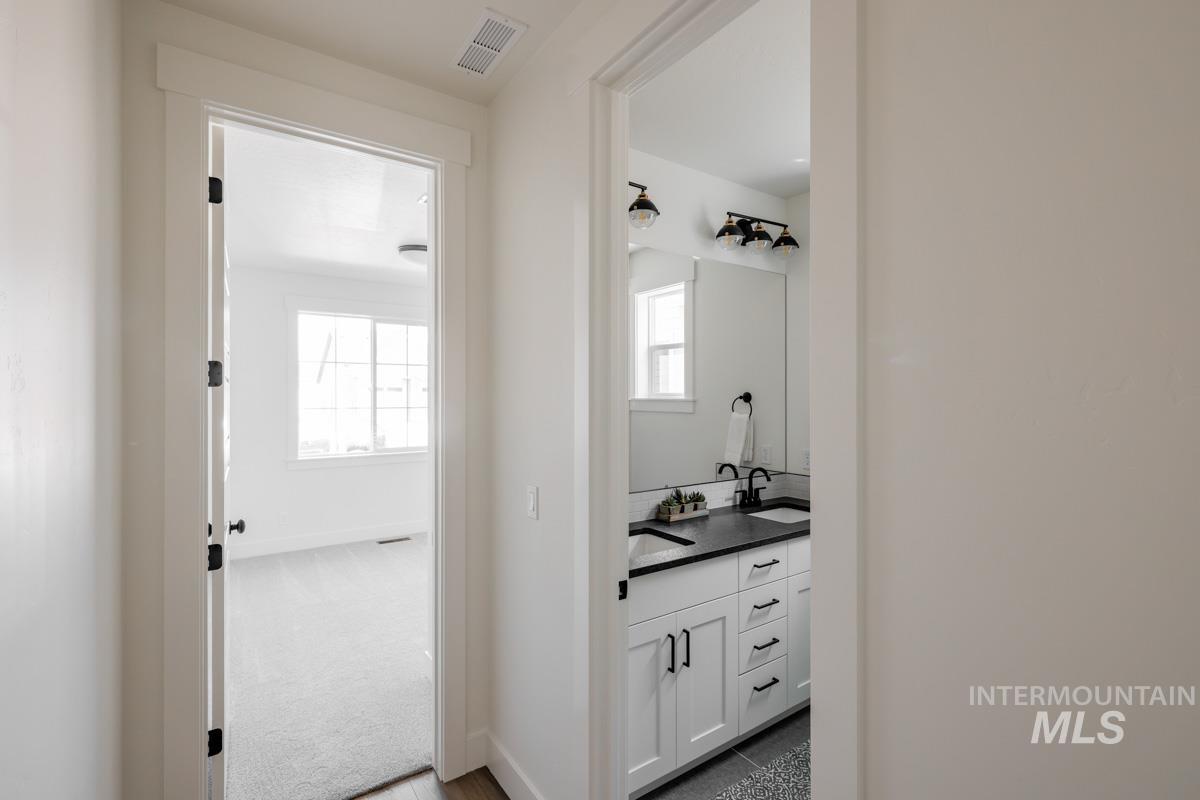 10363 Stony Oak St. Property Photo 32