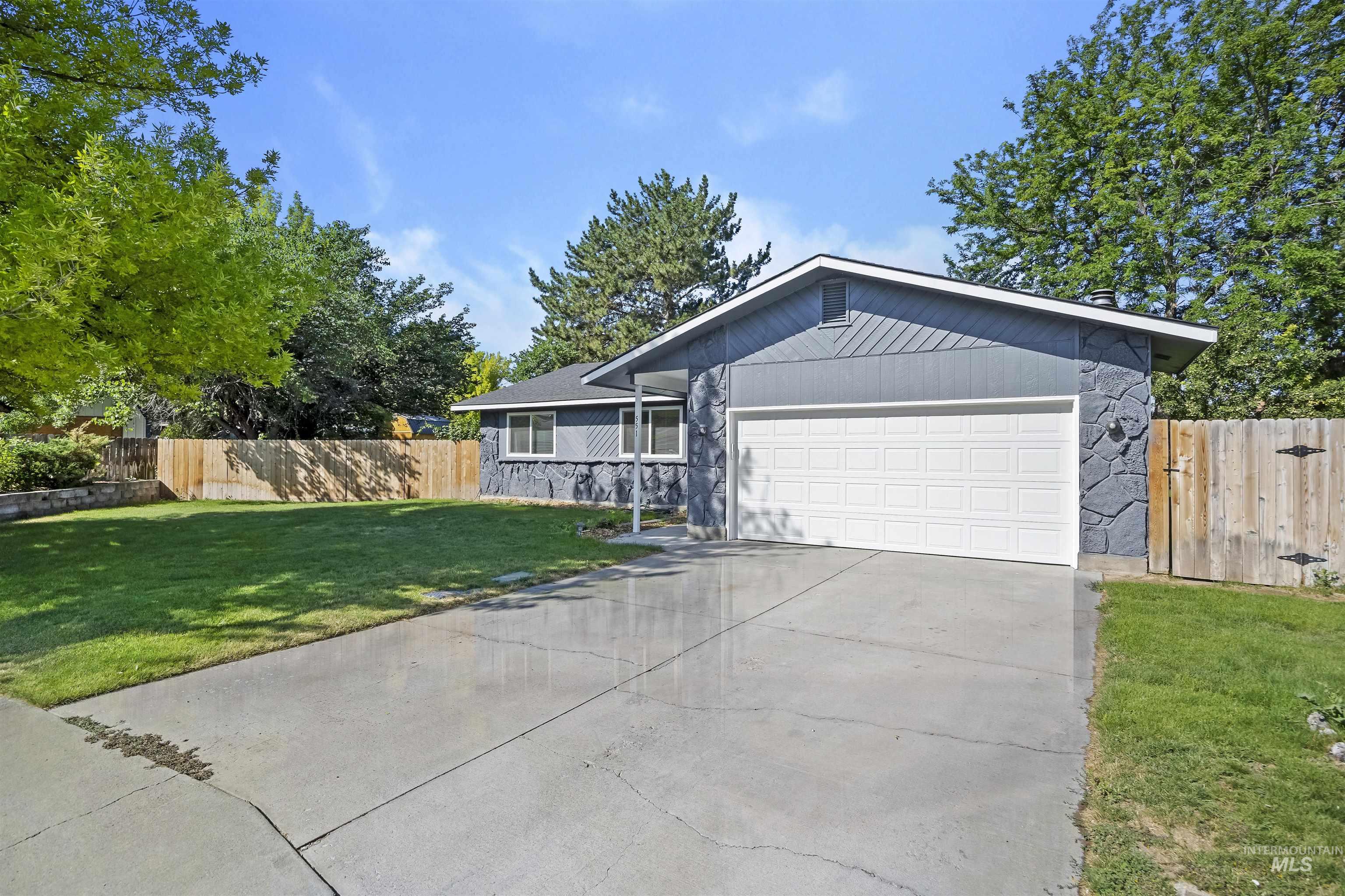 551 Park Meadows Circle Property Photo 2