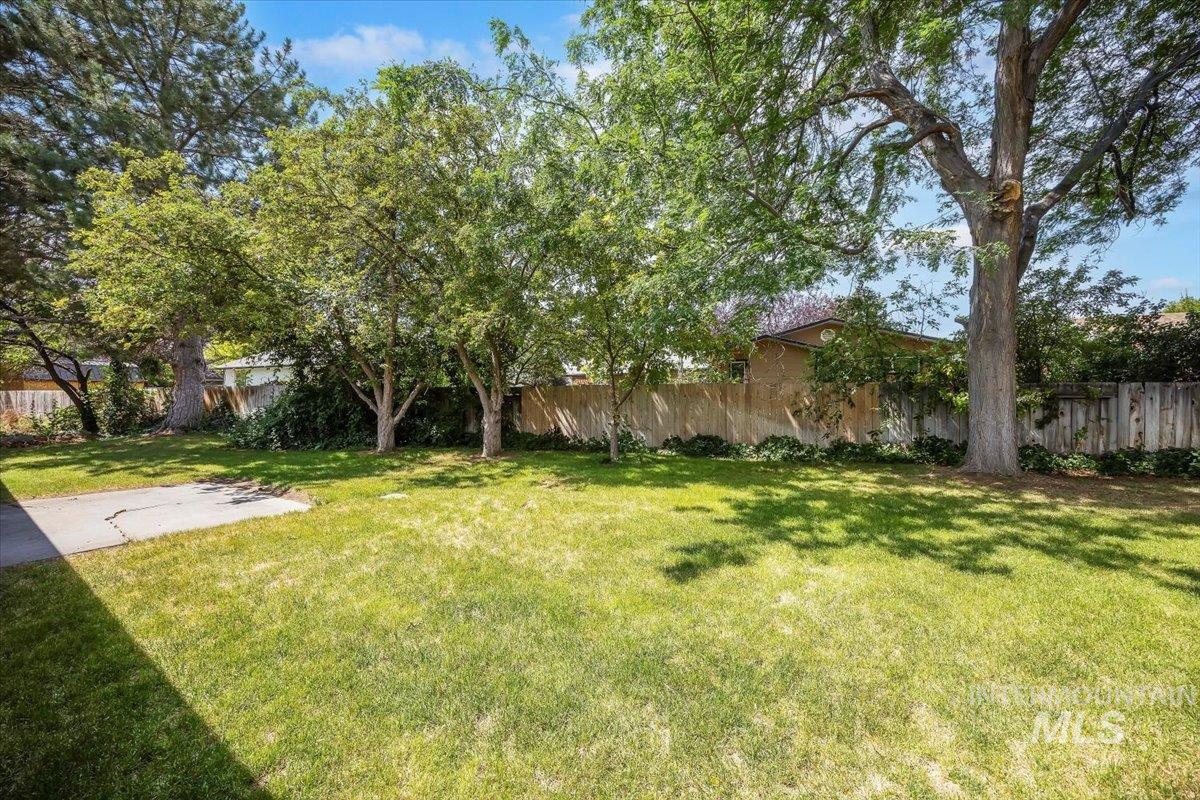 551 Park Meadows Circle Property Photo 30