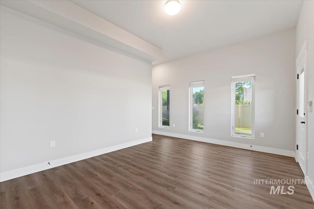 3019 N Network Lane Property Photo 4