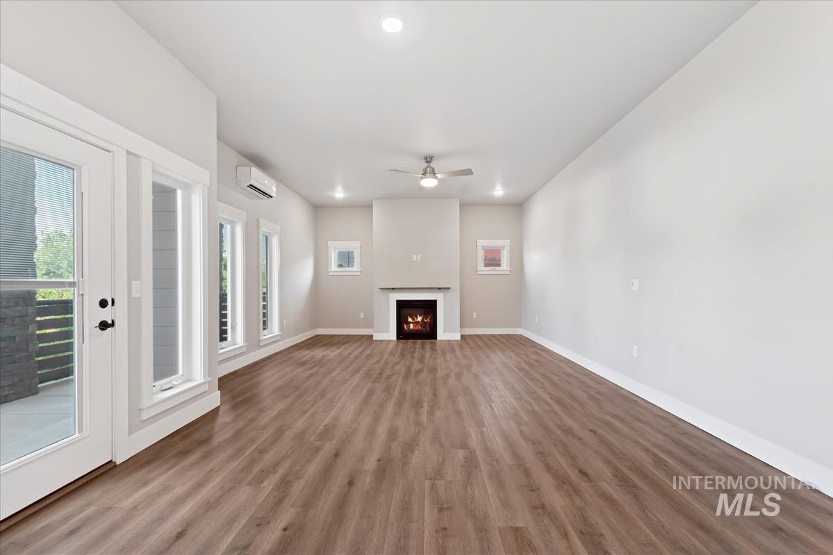 3019 N Network Lane Property Photo 5