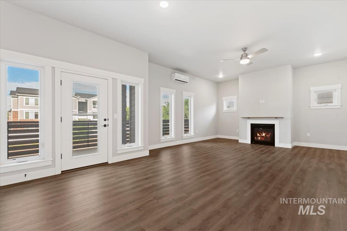 3019 N Network Lane Property Photo 6