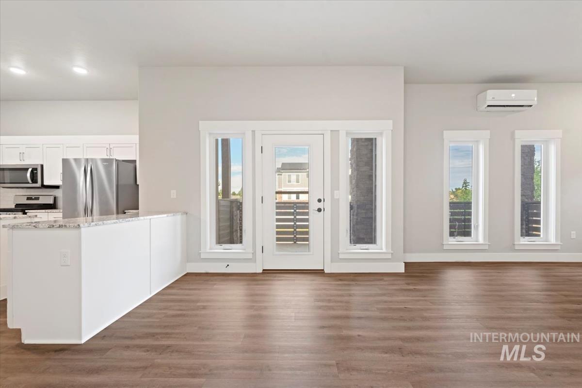 3019 N Network Lane Property Photo 10