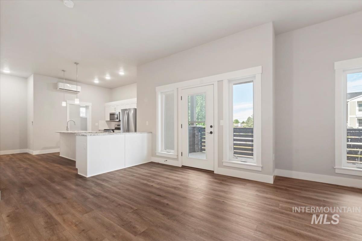 3019 N Network Lane Property Photo 11