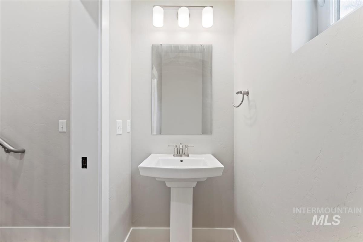 3019 N Network Lane Property Photo 17