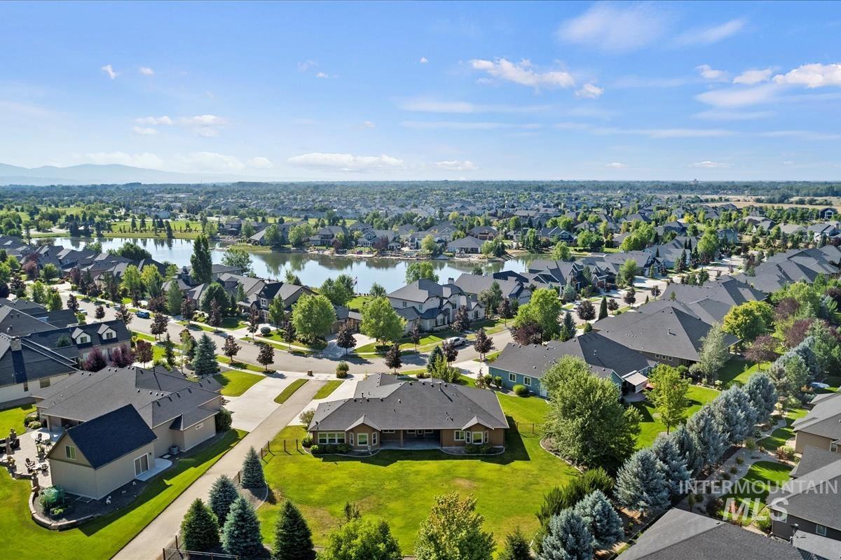 1535 N Luge Property Photo 3