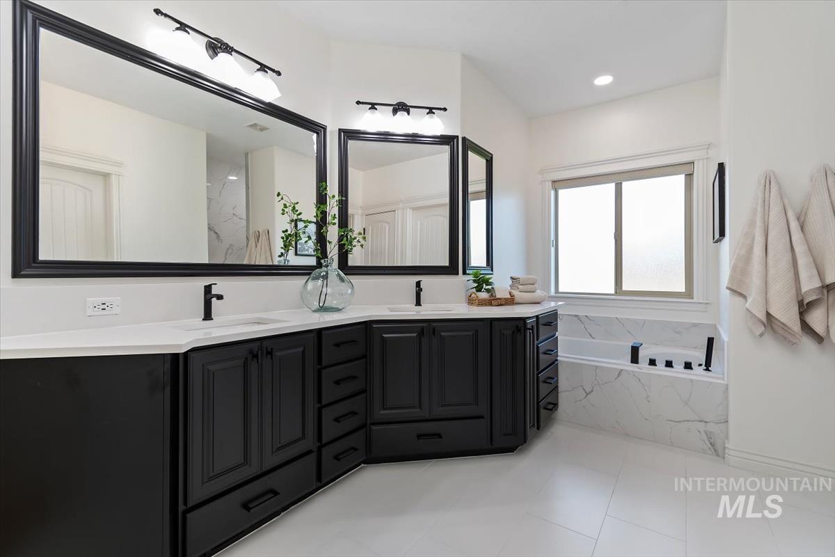 1535 N Luge Property Photo 21