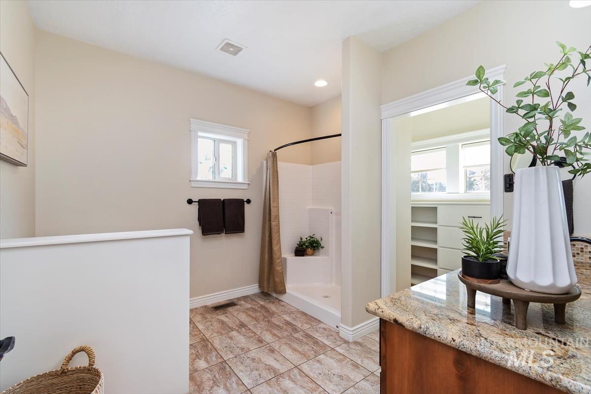 1535 N Luge Property Photo 28