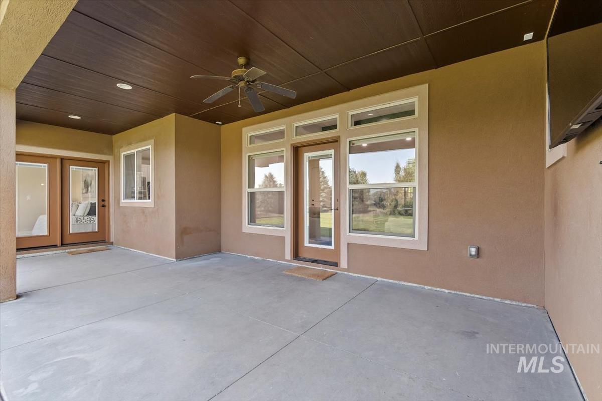 1535 N Luge Property Photo 33