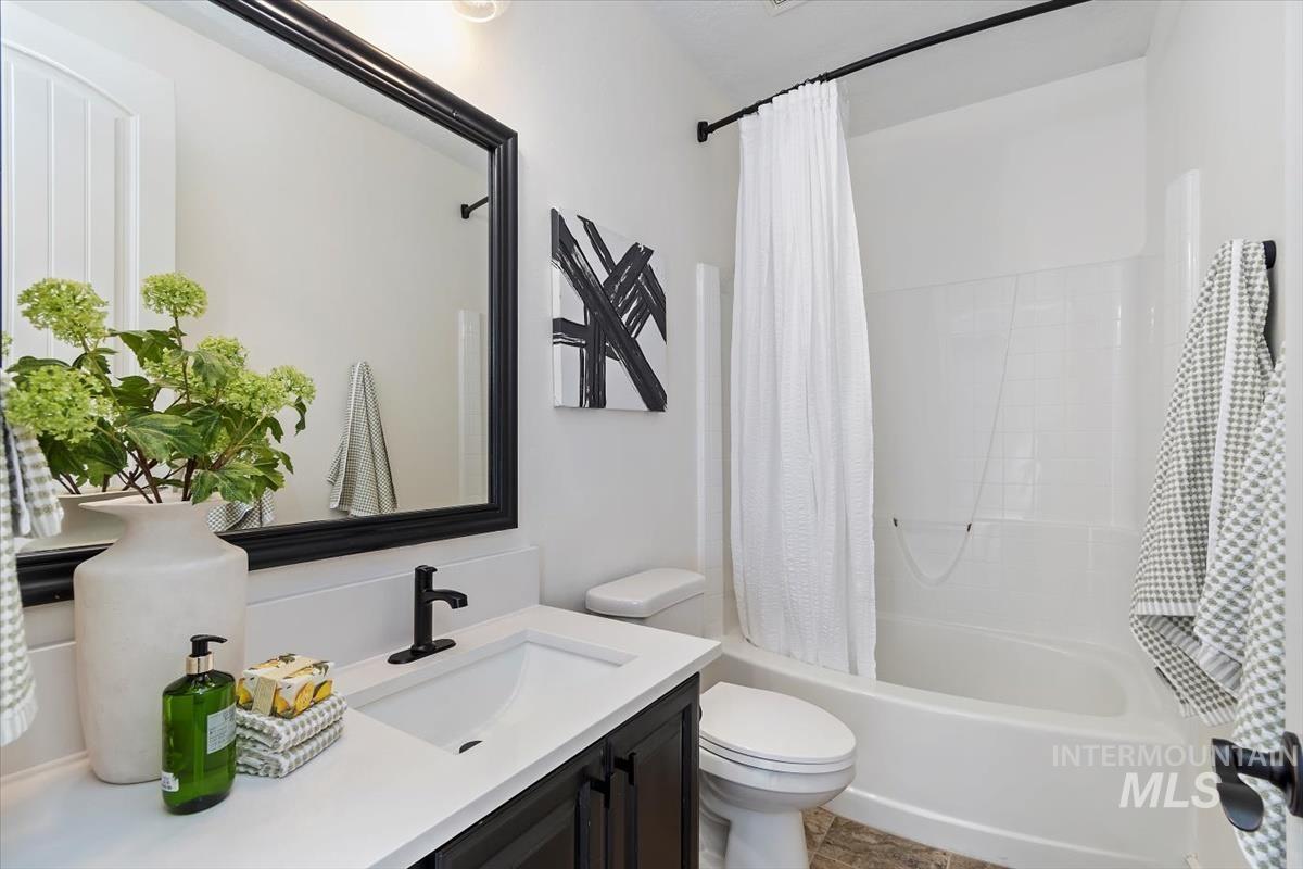 1535 N Luge Property Photo 36