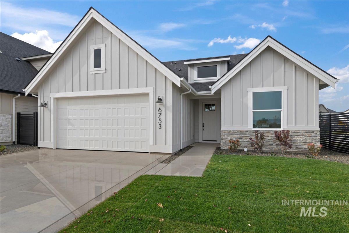 6753 N Magic Mallard Ave Property Photo 1