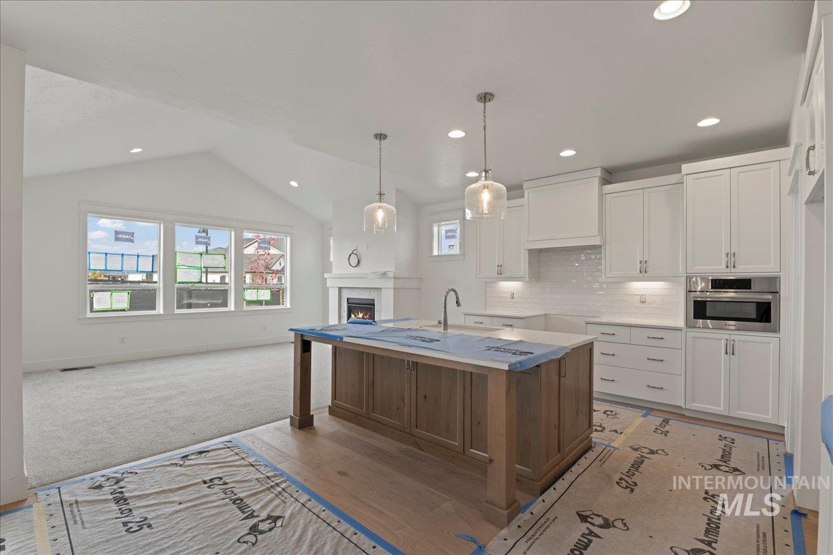 6753 N Magic Mallard Ave Property Photo 2