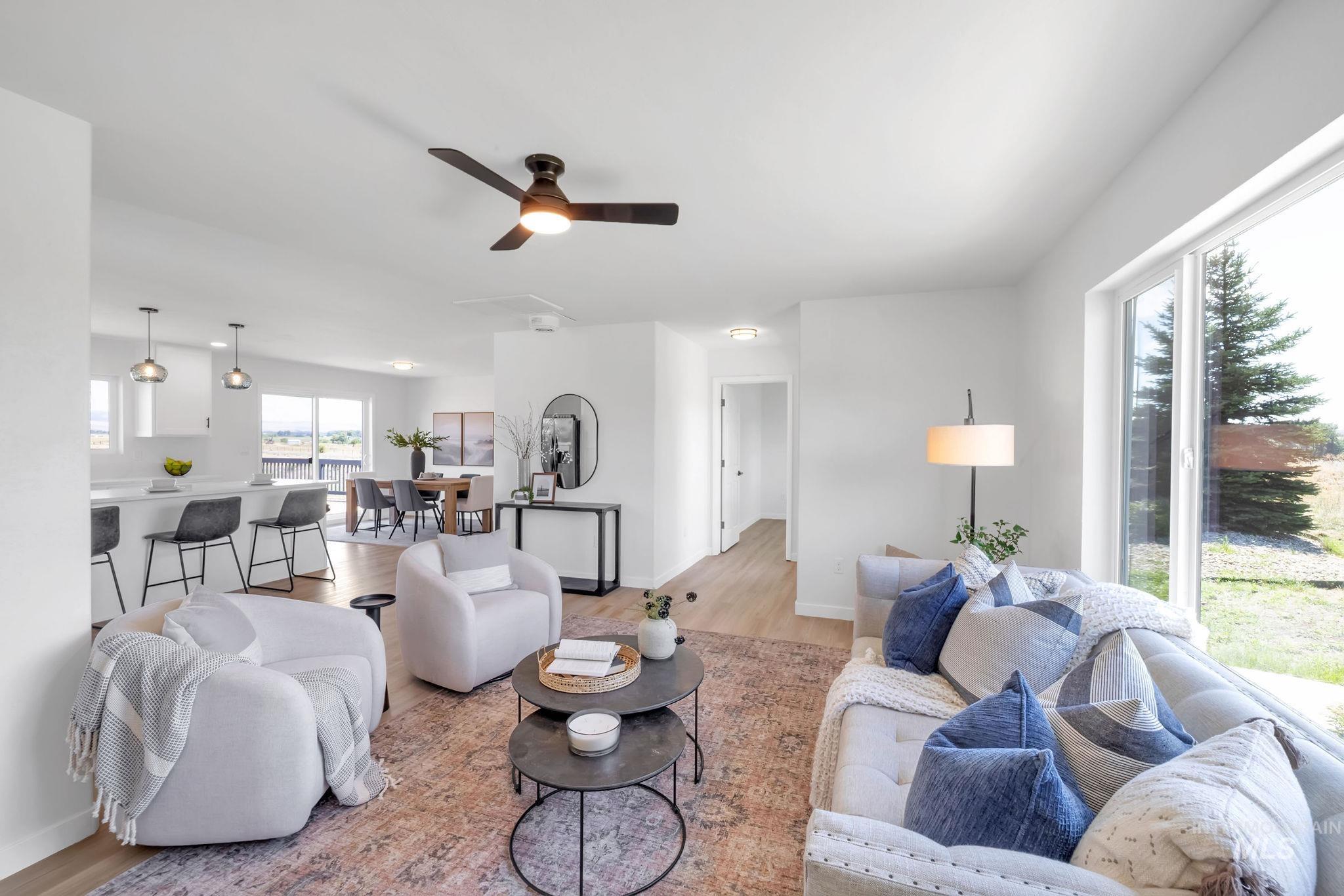 1070 W Indian Valley Rd Property Photo 8