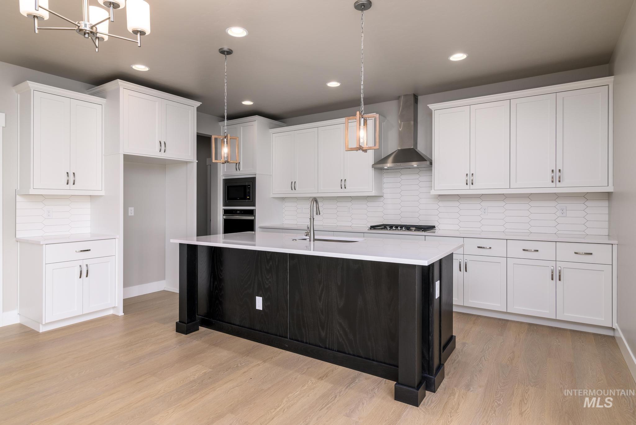 12599 W Pine Grass St Property Photo 9