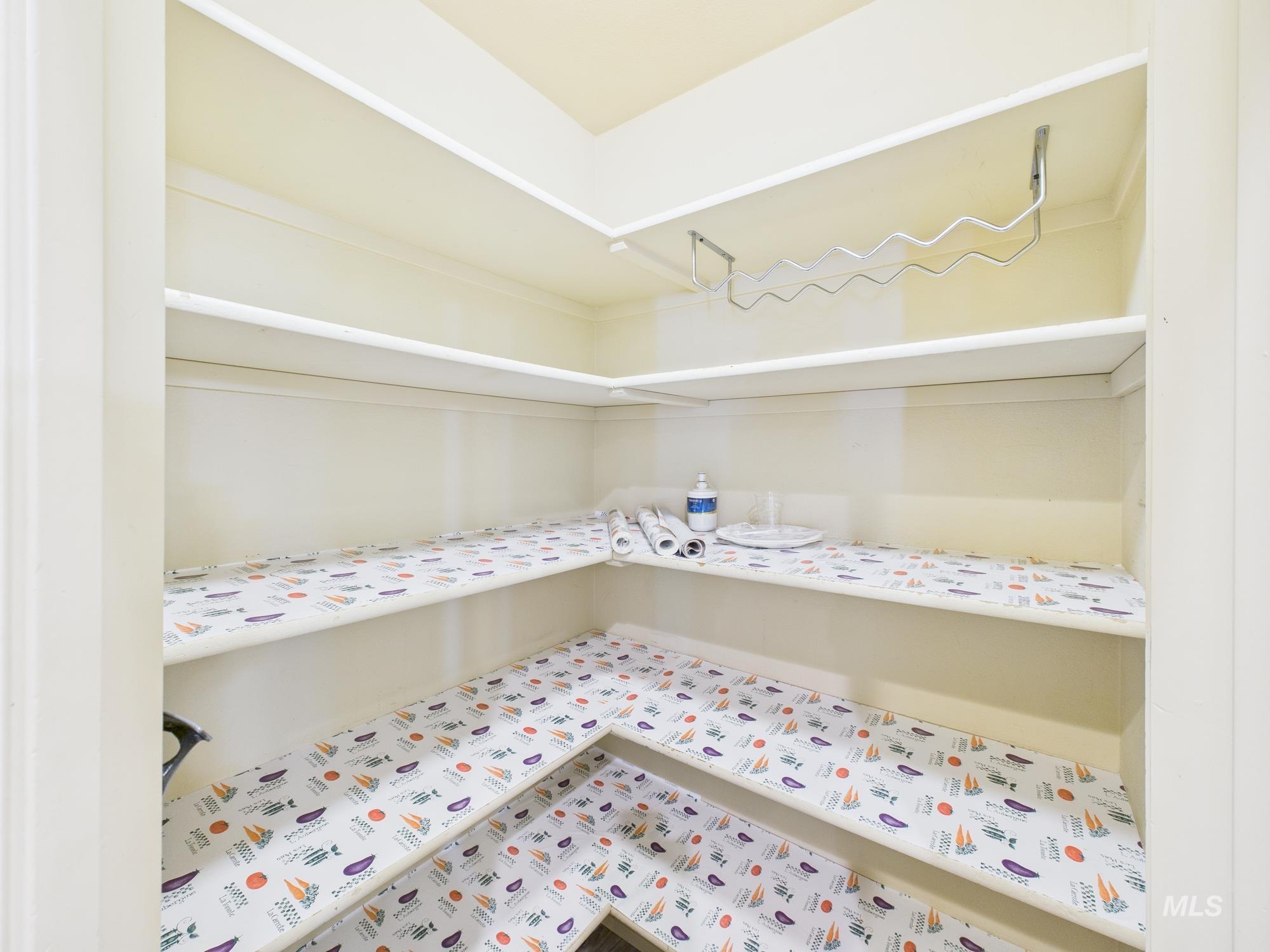 265 N Hullen Pl Property Photo 14