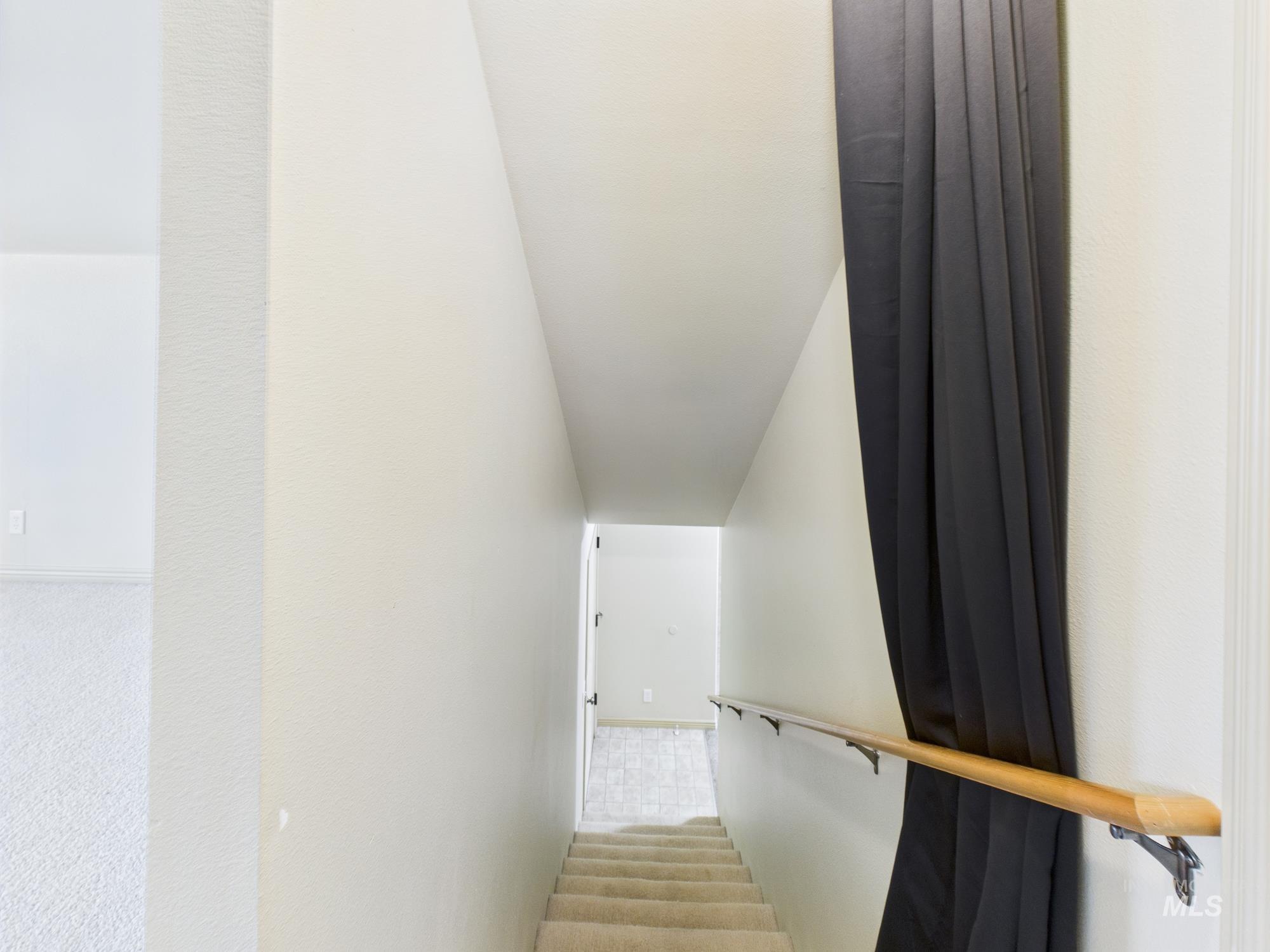 265 N Hullen Pl Property Photo 17