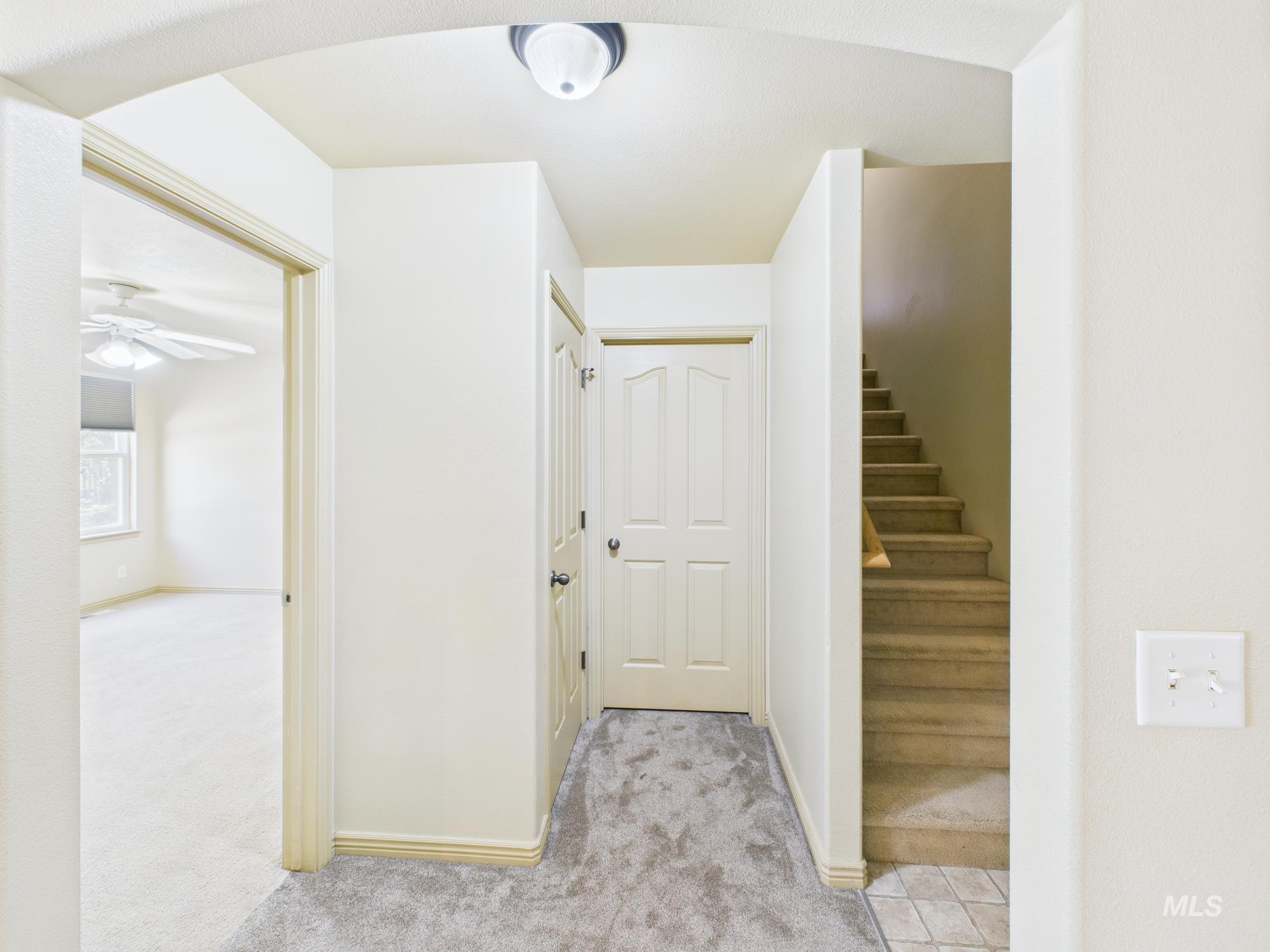 265 N Hullen Pl Property Photo 22