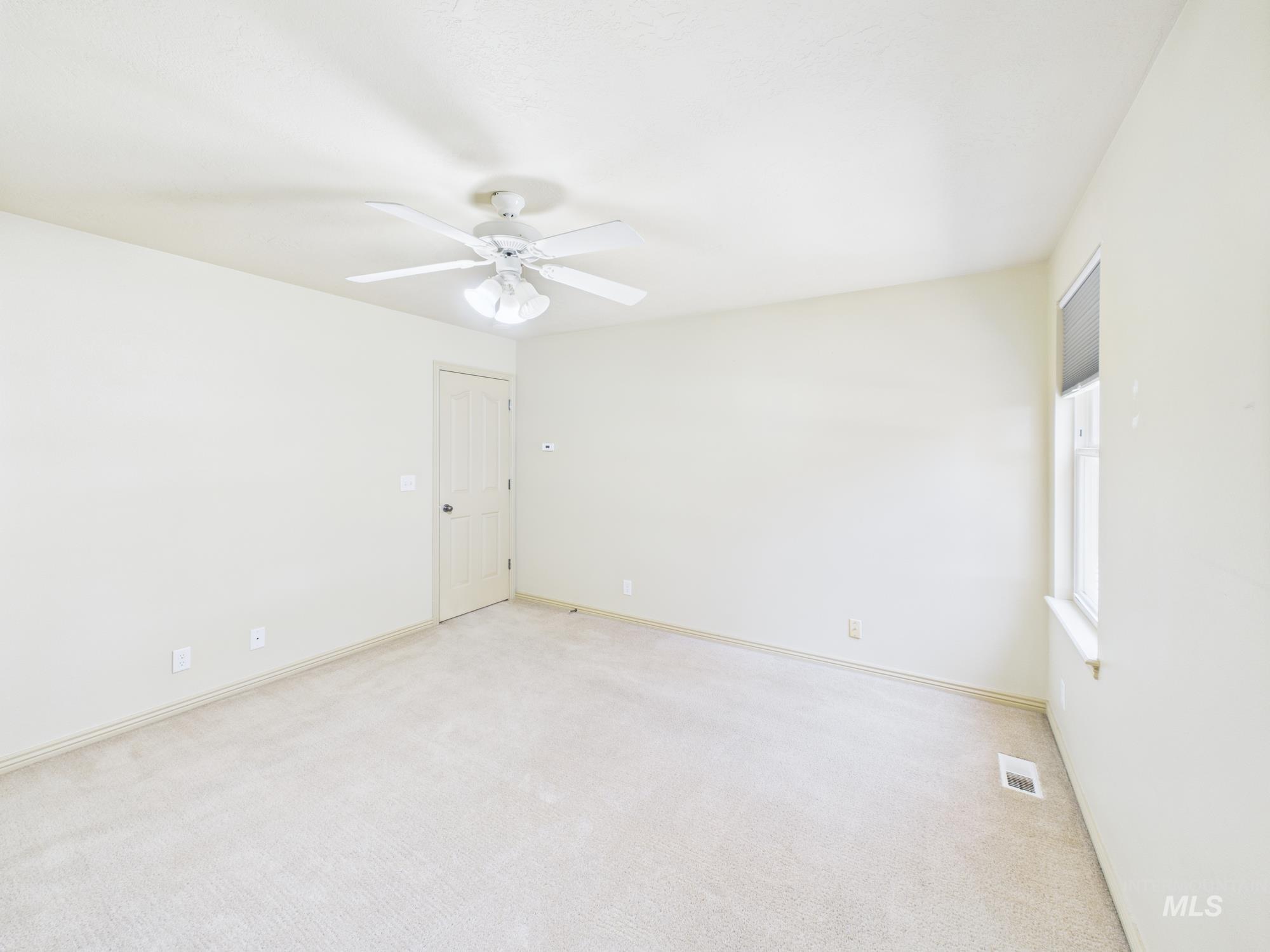 265 N Hullen Pl Property Photo 27