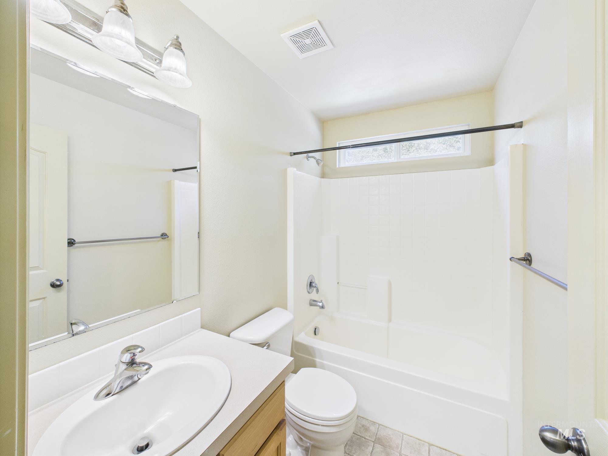 265 N Hullen Pl Property Photo 33