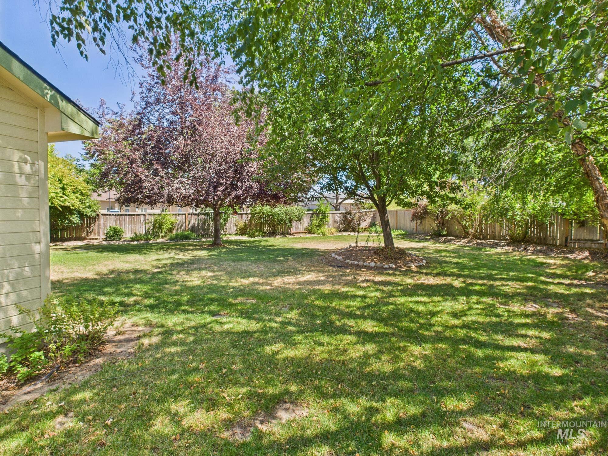 265 N Hullen Pl Property Photo 40